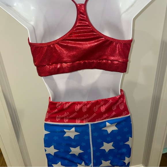 Wonder Woman fusion FG bundle size small leggings medium glitter top - Picture 5 of 16
